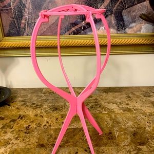 Wig stand